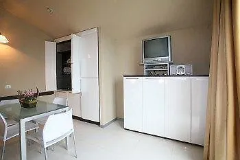Residence Sottovento Rimini Hotel apartamentowy