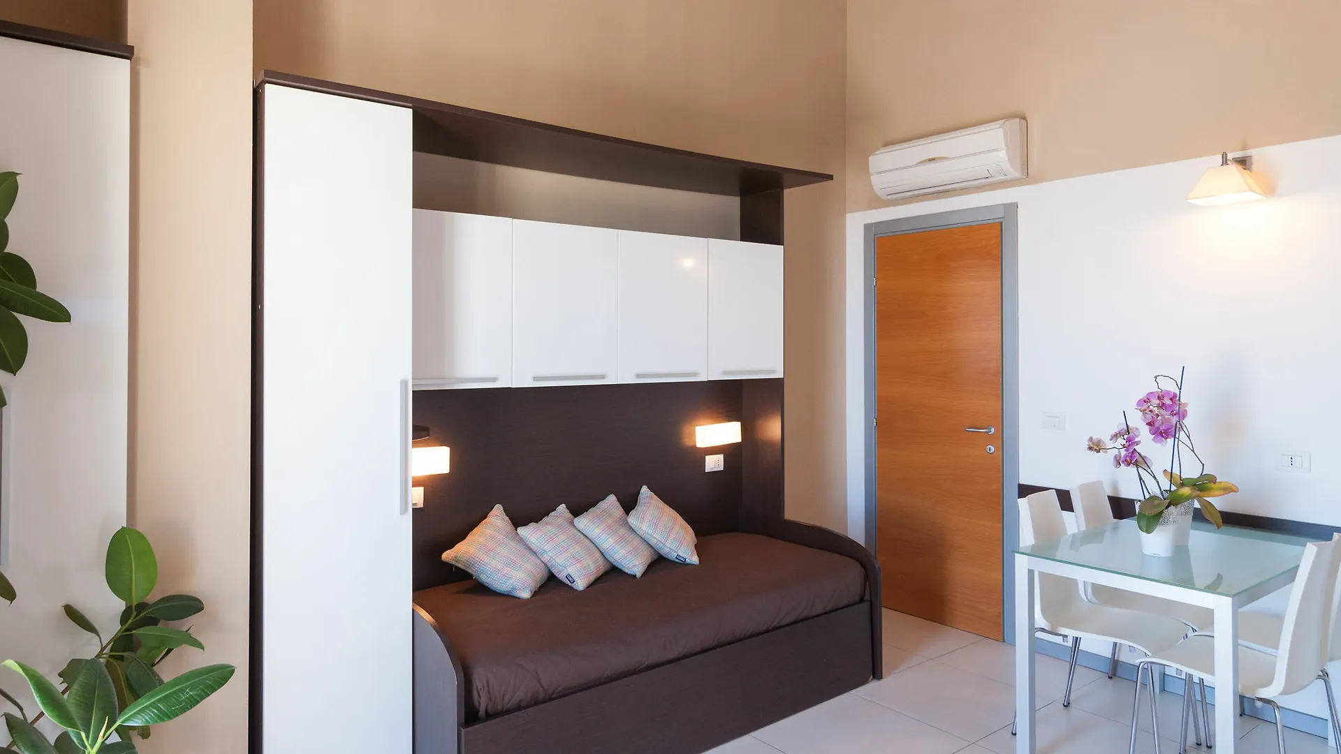 Residence Sottovento Rimini Hotel apartamentowy